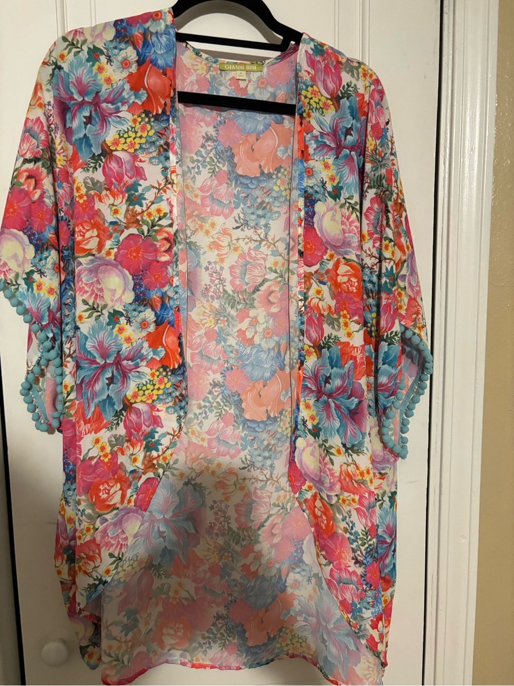 Gianni Bini Pastel Floral Open Kimono